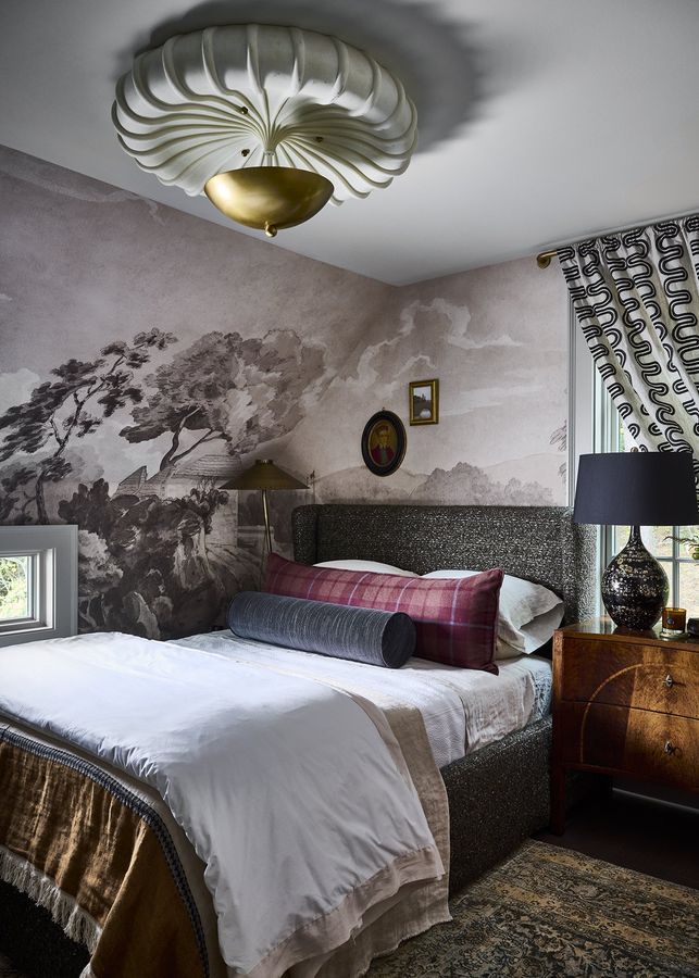 Eclectic Retreat by Duffy Scott Interiors, photo 13