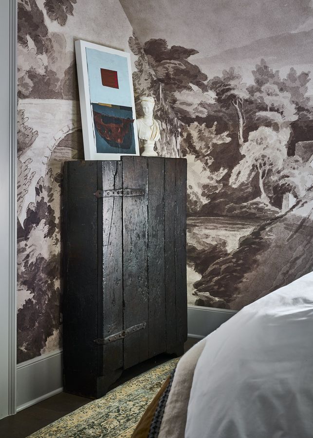 Eclectic Retreat by Duffy Scott Interiors, photo 15