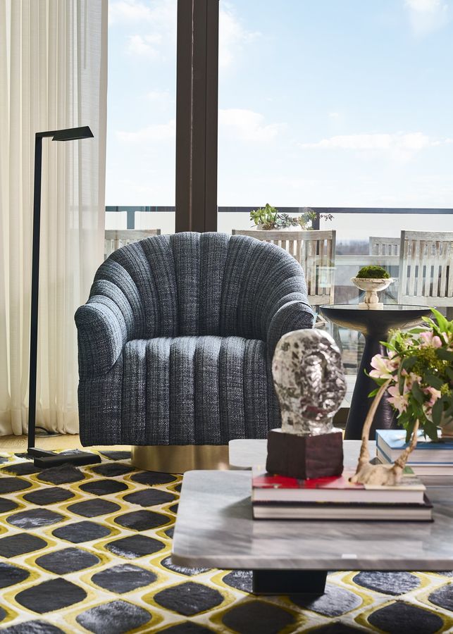 High Rise, High Style by Duffy Scott Interiors, photo 10